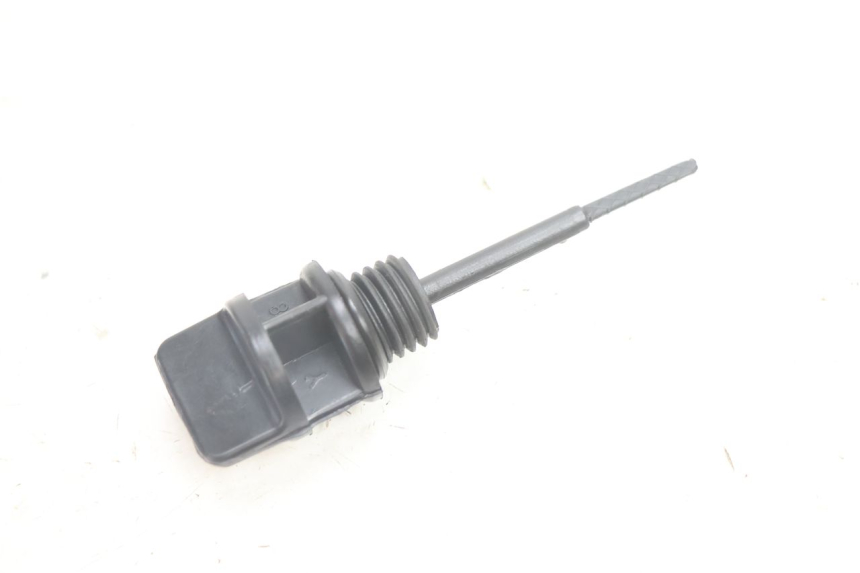 photo de NIVEL ACEITE MOTOR RAZZO STEED 125 (2012 - 2018) - Zoom estado de uso