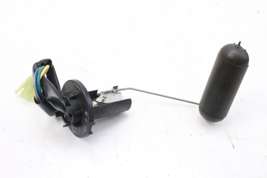 photo de INDICADOR DE NIVEL DE COMBUSTIBLE KYMCO AGILITY 4T 50 (2018 - 2022) - Primer plano técnico