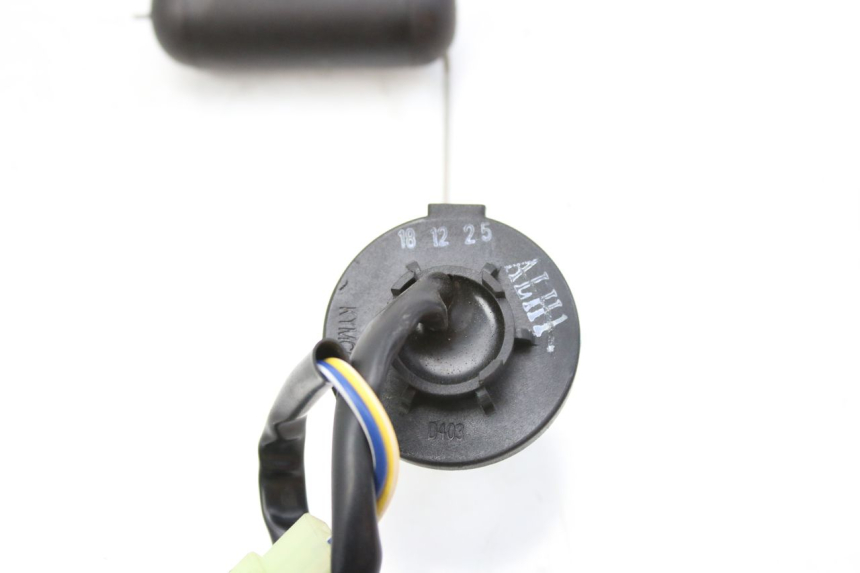 photo de INDICADOR DE NIVEL DE COMBUSTIBLE KYMCO AGILITY NAKED RENOUVO 4T 50 (2018 - 2020) - Primer plano técnico