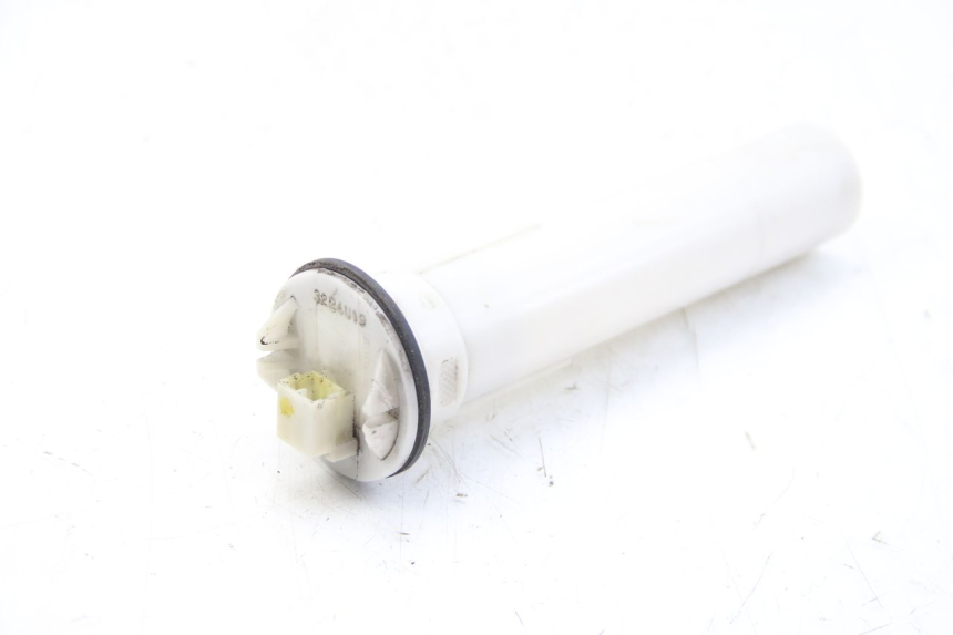 photo de INDICADOR DE NIVEL DE COMBUSTIBLE PIAGGIO BEVERLY 125 (2010 - 2015) - Vista principal