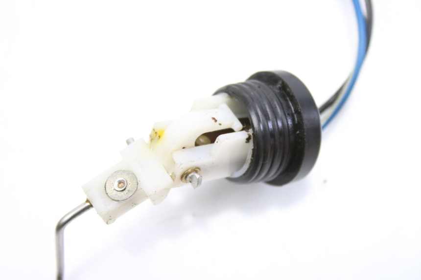 photo de INDICADOR DE NIVEL DE COMBUSTIBLE SUZUKI CP 80 (1985 - 1996) - Otra perspectiva