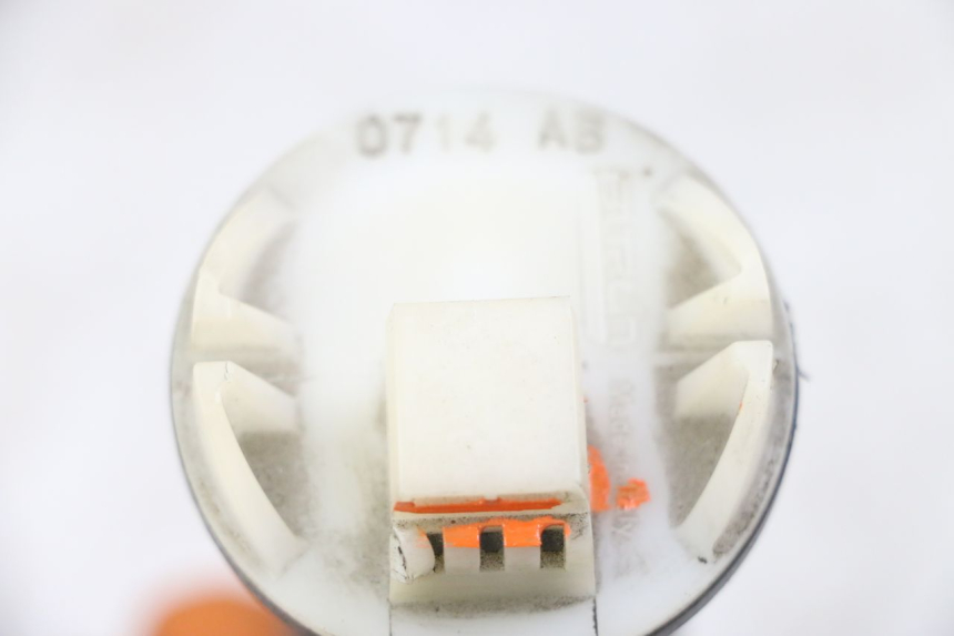 photo de DEPOSITO NIVEL PEUGEOT ELYSTAR 125 (2002 - 2007) - Primer plano técnico