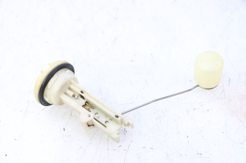 photo de INDICADOR DE NIVEL DE COMBUSTIBLE PEUGEOT ELYSTAR 50 (2002 - 2014) - Zoom estado de uso