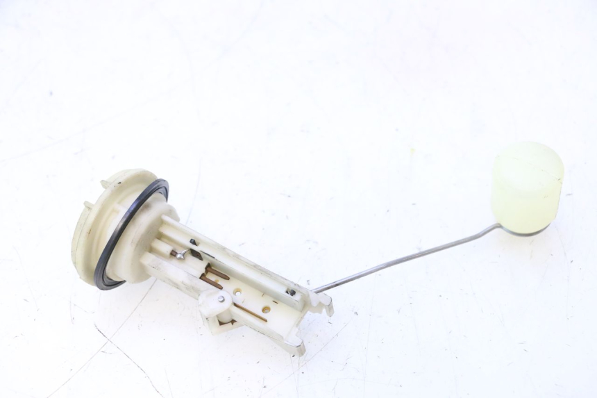 photo de INDICADOR DE NIVEL DE COMBUSTIBLE PEUGEOT ELYSTAR 50 (2002 - 2014) - Zoom estado de uso