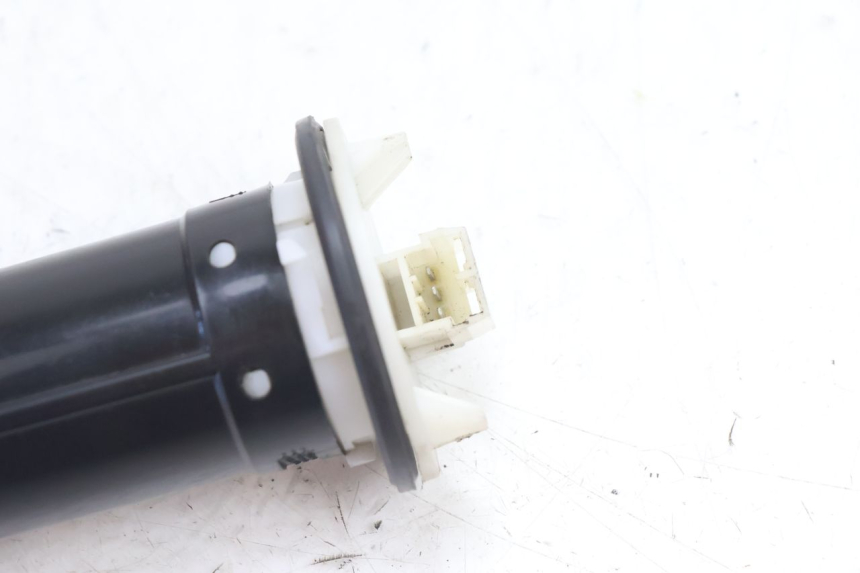 photo de INDICADOR DE NIVEL DE COMBUSTIBLE PIAGGIO FLY 2T 50 (2004 - 2017) - Detalle de la pieza