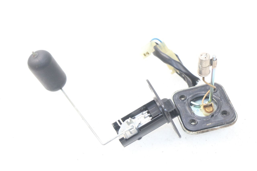 photo de DEPOSITO NIVEL PIAGGIO FLY IE 125 (2012 - 2017) - Otra perspectiva