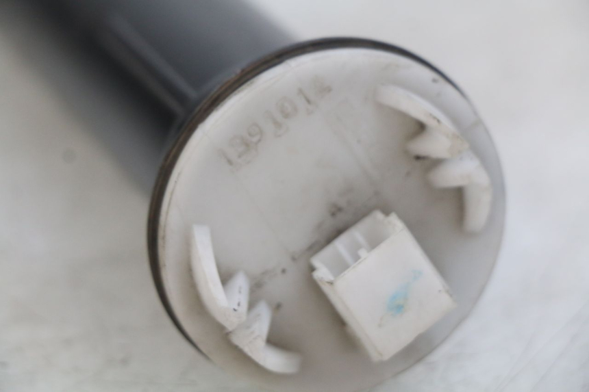 photo de INDICADOR DE NIVEL DE COMBUSTIBLE GILERA GP 800 (2007 - 2013) - Detalle de la pieza