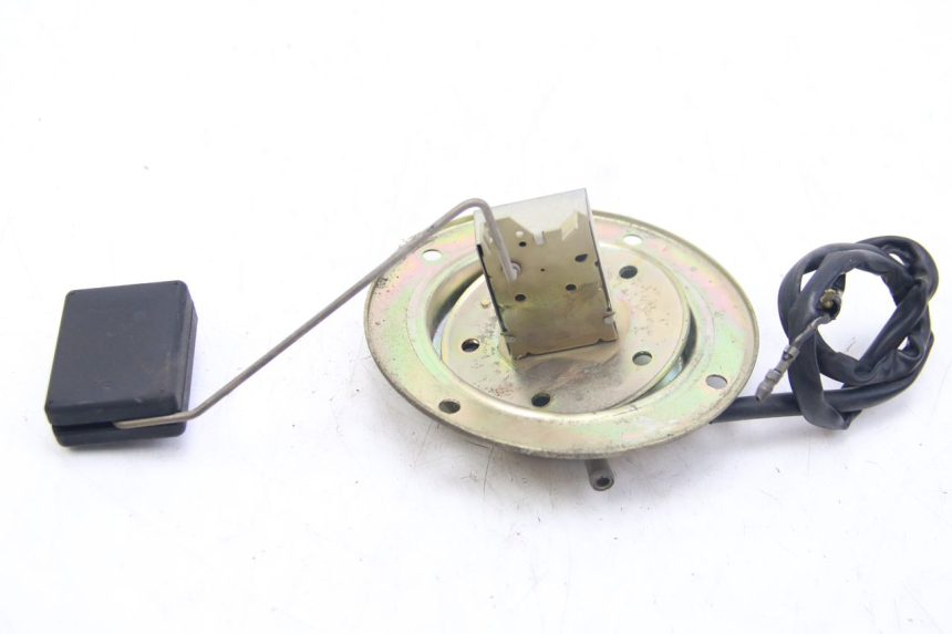 photo de DEPOSITO NIVEL SUZUKI GSX F GSXF 750 (1988 - 1998) - Detalle de la pieza