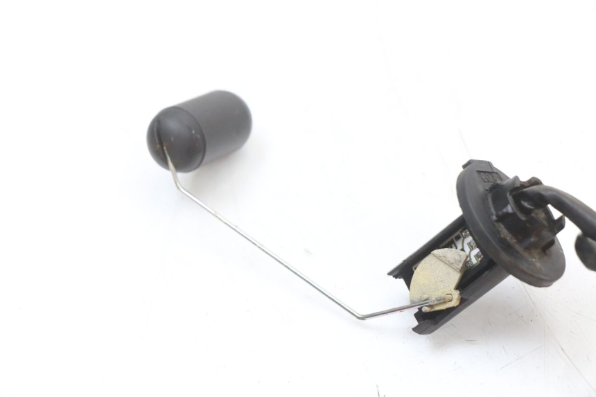 photo de INDICADOR DE NIVEL DE COMBUSTIBLE EUROCKA GTR 50 (2007 - 2017) - Zoom estado de uso