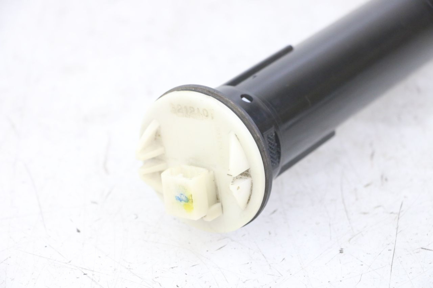 photo de DEPOSITO NIVEL PIAGGIO IE MP3 YOURBAN 300 (2011 - 2016) - Zoom estado de uso