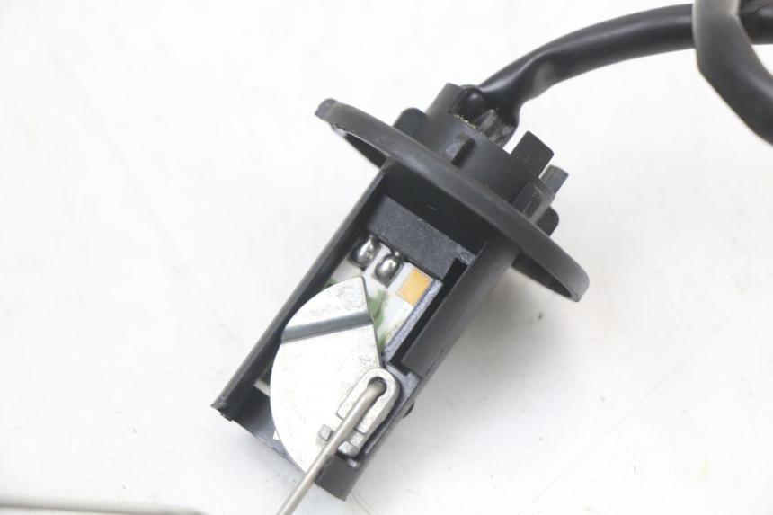 photo de DEPOSITO NIVEL KYMCO K-PW K-PIPE 50 (2012 - 2017) - Primer plano técnico