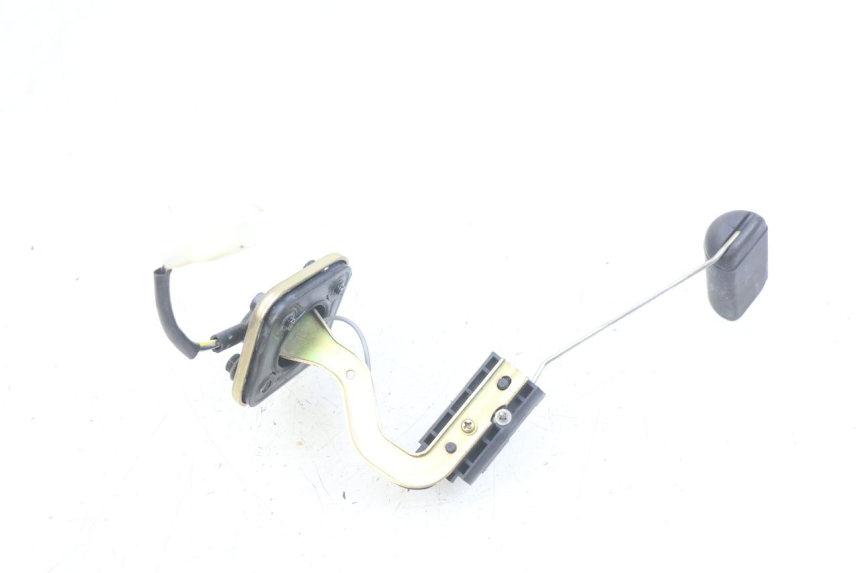 photo de INDICADOR DE NIVEL DE COMBUSTIBLE PEUGEOT KISBEE 2T 50 (2010 - 2017) - Zoom estado de uso