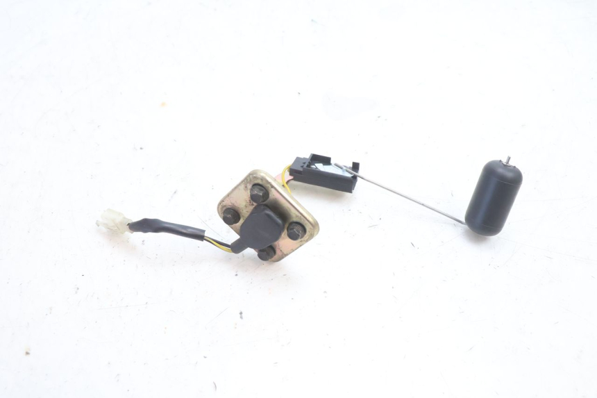photo de INDICADOR DE NIVEL DE COMBUSTIBLE PEUGEOT KISBEE 2T 50 (2010 - 2017) - Zoom estado de uso