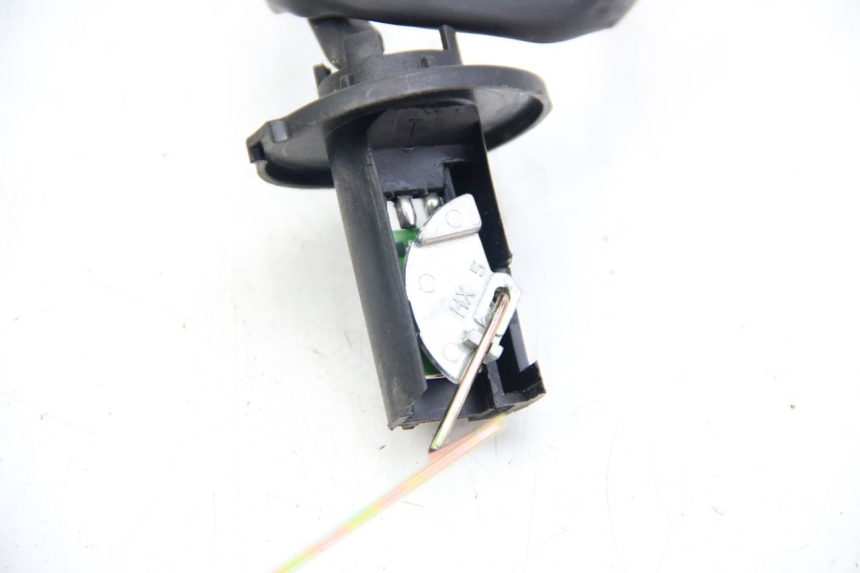 photo de INDICADOR DE NIVEL DE COMBUSTIBLE ORCAL KITE 4T 50 (2019 - 2023) - Zoom estado de uso