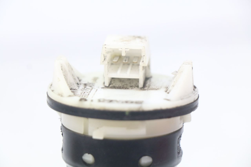 photo de INDICADOR DE NIVEL DE COMBUSTIBLE PIAGGIO LIBERTY 4T 50 (2004 - 2008) - Zoom estado de uso