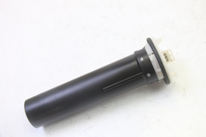 photo de DEPOSITO NIVEL PIAGGIO LXV 4T 50 (2009 - 2013) - Vista principal