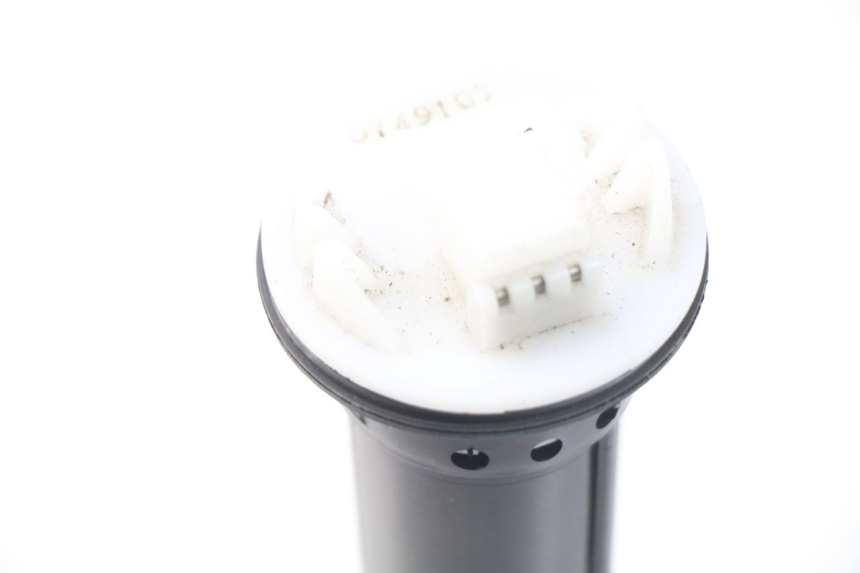 photo de DEPOSITO NIVEL PIAGGIO MP3 HPE 500 (2019 - 2022) - Otra perspectiva