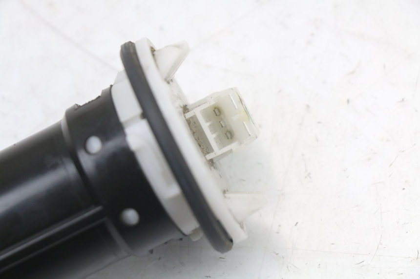 photo de DEPOSITO NIVEL PIAGGIO MP3 HPE 350 (2018 - 2020) - Detalle de la pieza