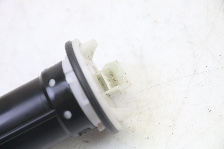 photo de DEPOSITO NIVEL PIAGGIO MP3 HPE 310 (2024 - 2025) - Detalle de la pieza