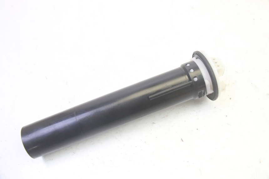 photo de DEPOSITO NIVEL PIAGGIO MP3 HPE 350 (2018 - 2020) - Zoom estado de uso