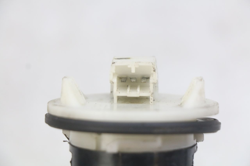 photo de INDICADOR DE NIVEL DE COMBUSTIBLE PIAGGIO MP3 LT 400 (2007 - 2012) - Zoom estado de uso