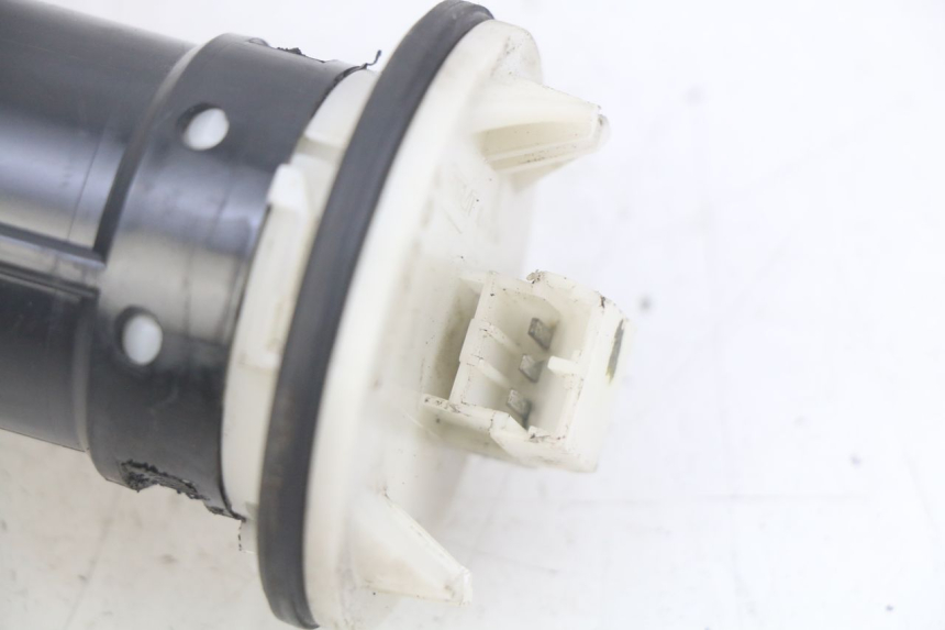 photo de INDICADOR DE NIVEL DE COMBUSTIBLE PIAGGIO MP3 LT 400 (2007 - 2012) - Otra perspectiva