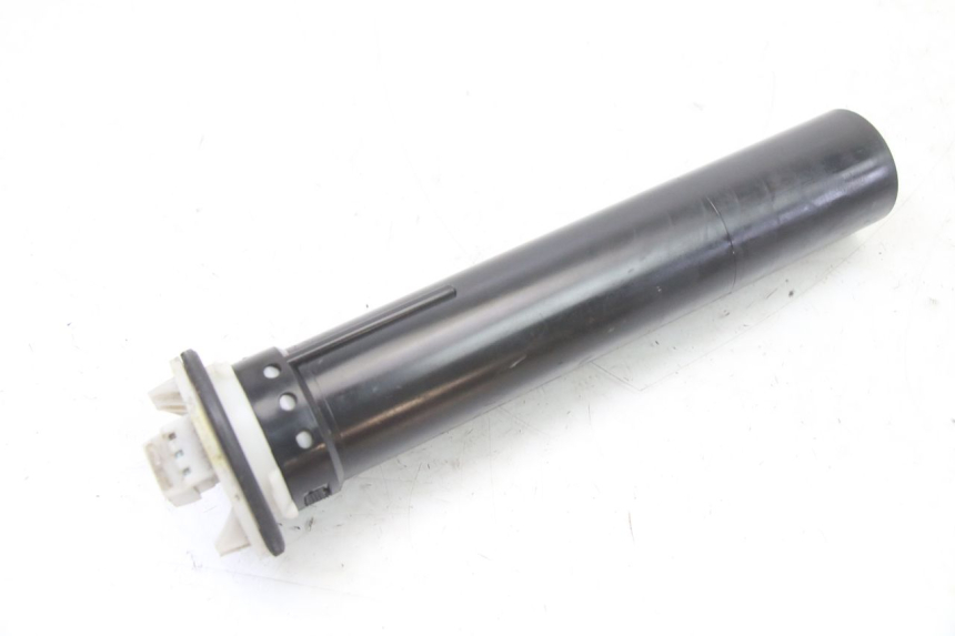 photo de INDICADOR DE NIVEL DE COMBUSTIBLE PIAGGIO MP3 LT 400 (2007 - 2012) - Zoom estado de uso