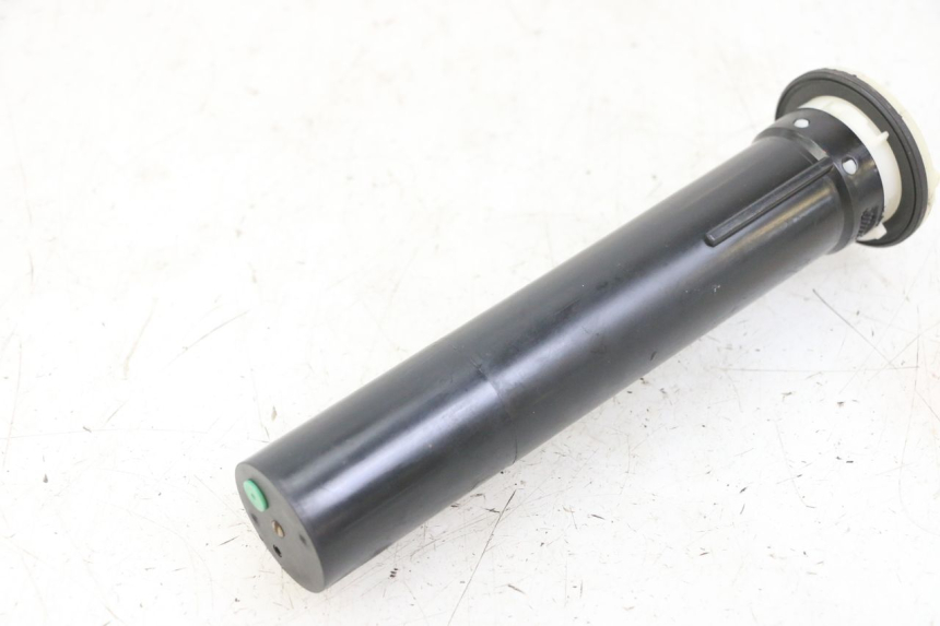 photo de INDICADOR DE NIVEL DE COMBUSTIBLE PIAGGIO MP3 LT 400 (2007 - 2012) - Zoom estado de uso