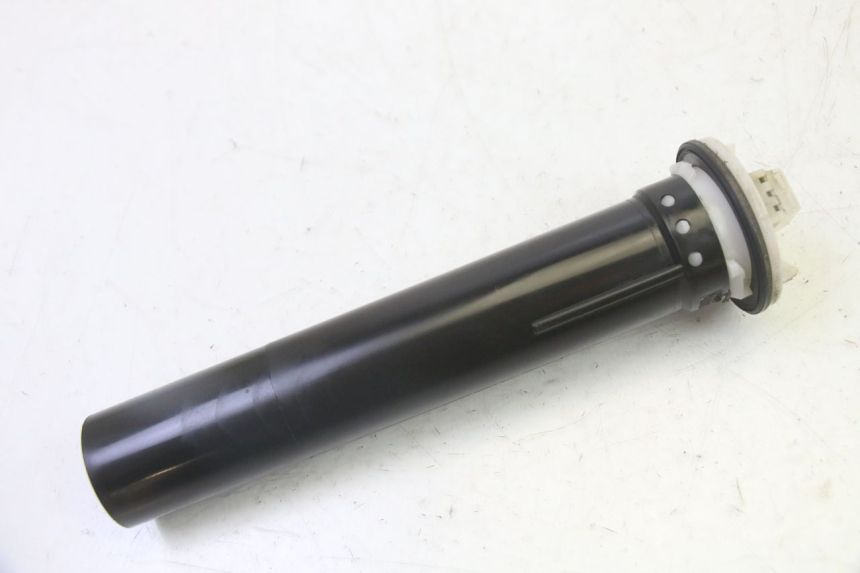 photo de INDICADOR DE NIVEL DE COMBUSTIBLE PIAGGIO MP3 LT 300 (2010 - 2016) - Otra perspectiva
