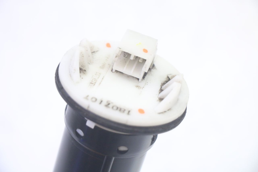 photo de INDICADOR DE NIVEL DE COMBUSTIBLE PIAGGIO MP3 LT 400 (2007 - 2012) - Zoom estado de uso