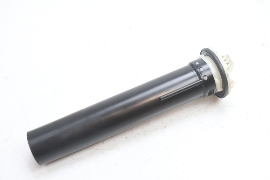 photo de INDICADOR DE NIVEL DE COMBUSTIBLE PIAGGIO MP3 LT 400 (2007 - 2012) - Otra perspectiva