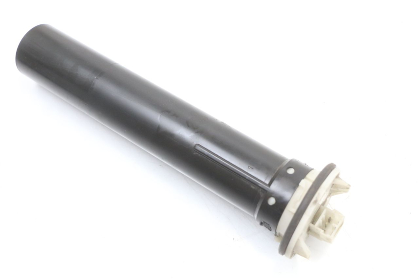 photo de DEPOSITO NIVEL PIAGGIO MP3 125 (2006 - 2014) - Detalle de la pieza