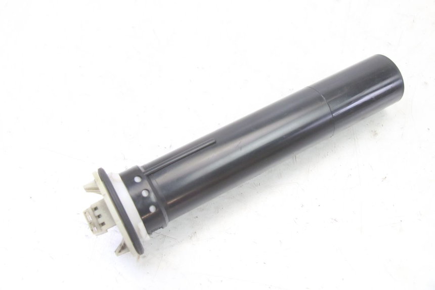 photo de DEPOSITO NIVEL PIAGGIO MP3 500 (2011 - 2015) - Zoom estado de uso