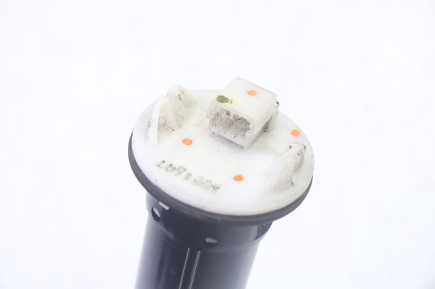 photo de DEPOSITO NIVEL PIAGGIO MP3 500 (2011 - 2015) - Zoom estado de uso