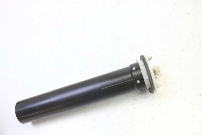 photo de DEPOSITO NIVEL PIAGGIO MP3 125 (2006 - 2014) - Vista principal