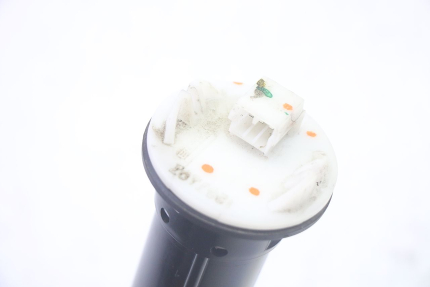 photo de DEPOSITO NIVEL PIAGGIO MP3 500 (2016 - 2018) - Zoom estado de uso