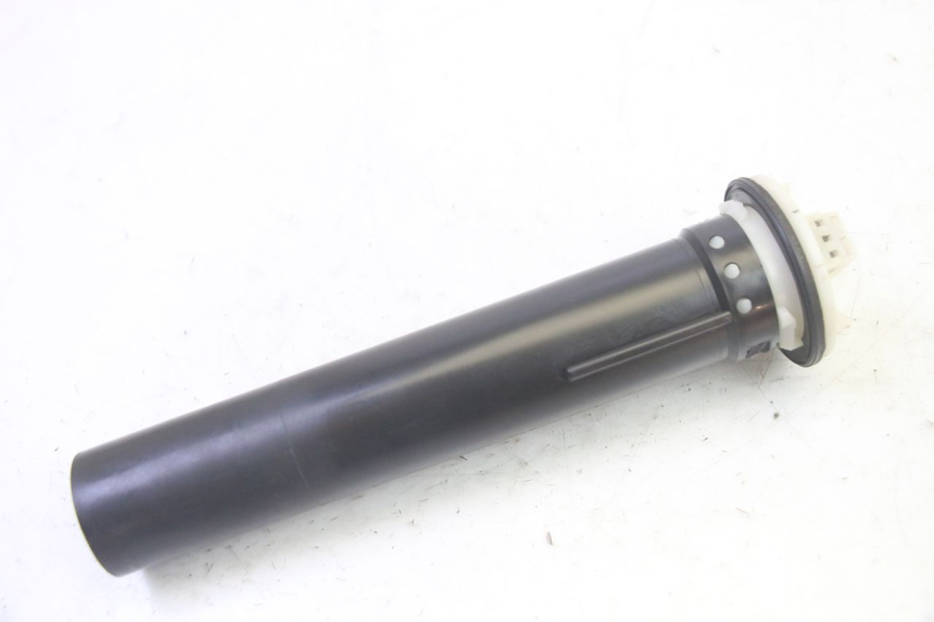 photo de INDICADOR DE NIVEL DE COMBUSTIBLE PIAGGIO MP3 RL 250 (2006 - 2010) - Zoom estado de uso