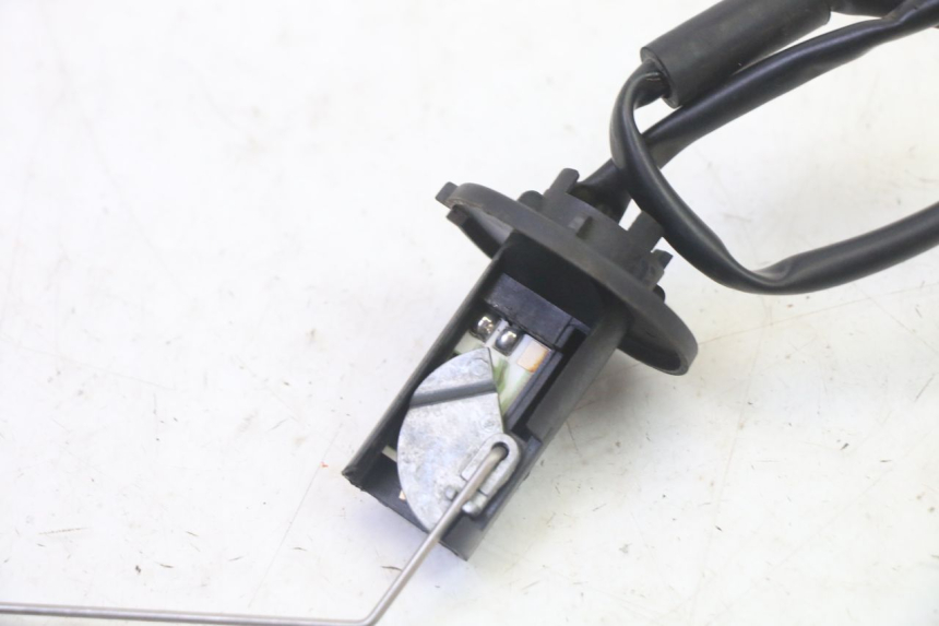 photo de DEPOSITO NIVEL KYMCO LIKE 4T 50 (2019 - 2025) - Zoom estado de uso