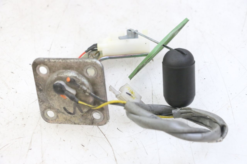 photo de INDICADOR DE NIVEL DE COMBUSTIBLE PIAGGIO NEW TYPHOON 50 (2018 - 2021) - Otra perspectiva