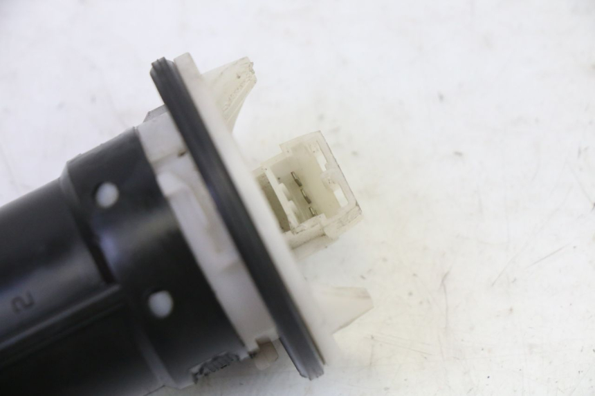 photo de DEPOSITO NIVEL PIAGGIO NEW TYPHOON 50 (2010 - 2017) - Detalle de la pieza