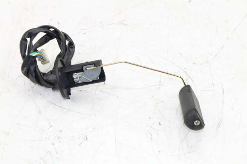 photo de DEPOSITO NIVEL NORAUTO RAZZO CITY 50 (2009 - 2014) - Detalle de la pieza