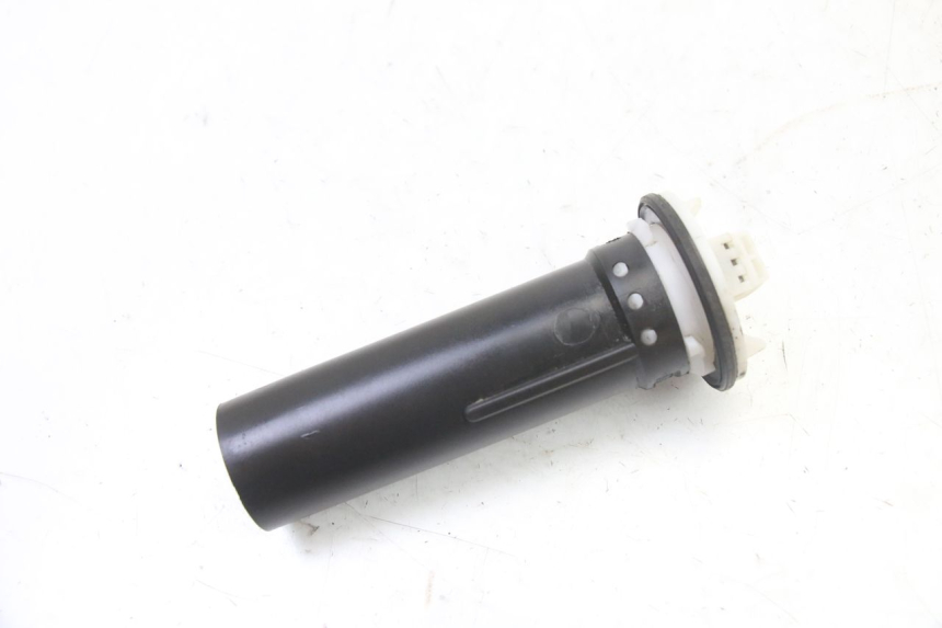 photo de DEPOSITO NIVEL PIAGGIO NRG POWER PUREJET 50 (2018 - 2021) - Zoom estado de uso