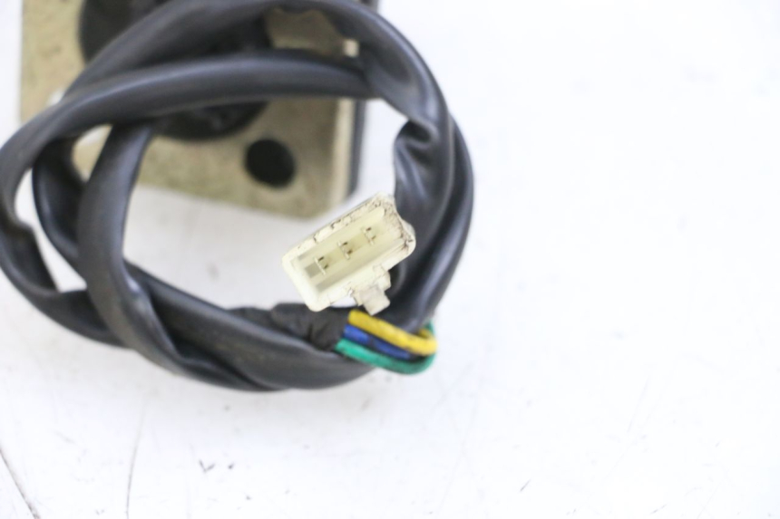 photo de DEPOSITO NIVEL JM MOTORS OLDIES 4T 50 (2010 - 2020) - Otra perspectiva