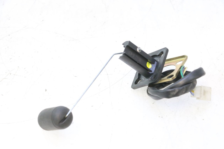 photo de DEPOSITO NIVEL JM MOTORS OLDIES 4T 50 (2010 - 2020) - Otra perspectiva