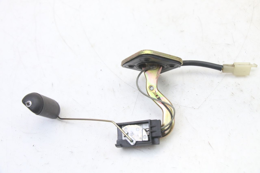 photo de INDICADOR DE NIVEL DE COMBUSTIBLE. PEUGEOT KISBEE 4T 50 (2010 - 2017) - Vista principal