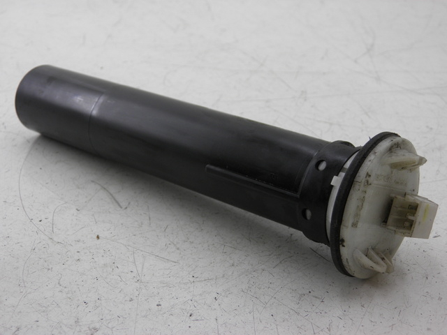 photo de DEPOSITO NIVEL PIAGGIO MP3 RL 125 (2006 - 2014) - Vista principal