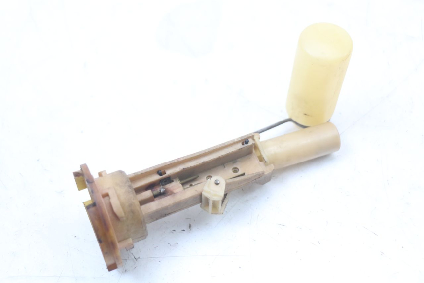 photo de DEPOSITO NIVEL GILERA RUNNER LC 50 (1997 - 1998) - Detalle de la pieza