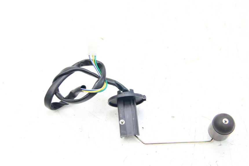 photo de INDICADOR DE NIVEL DE COMBUSTIBLE JM MOTORS SANTANA 50 (2014 - 2023) - Zoom estado de uso