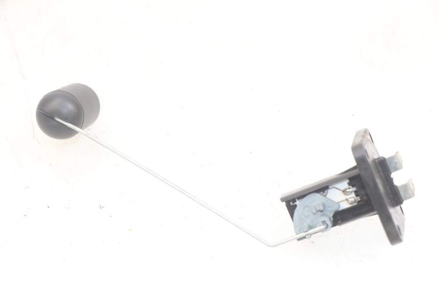 photo de INDICADOR DE NIVEL DE COMBUSTIBLE APRILIA SCARABEO LIGHT 125 (2007 - 2011) - Zoom estado de uso