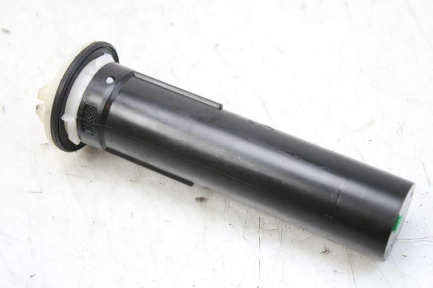 photo de INDICADOR DE NIVEL DE COMBUSTIBLE APRILIA SCARABEO 100 (2003 - 2012) - Detalle de la pieza